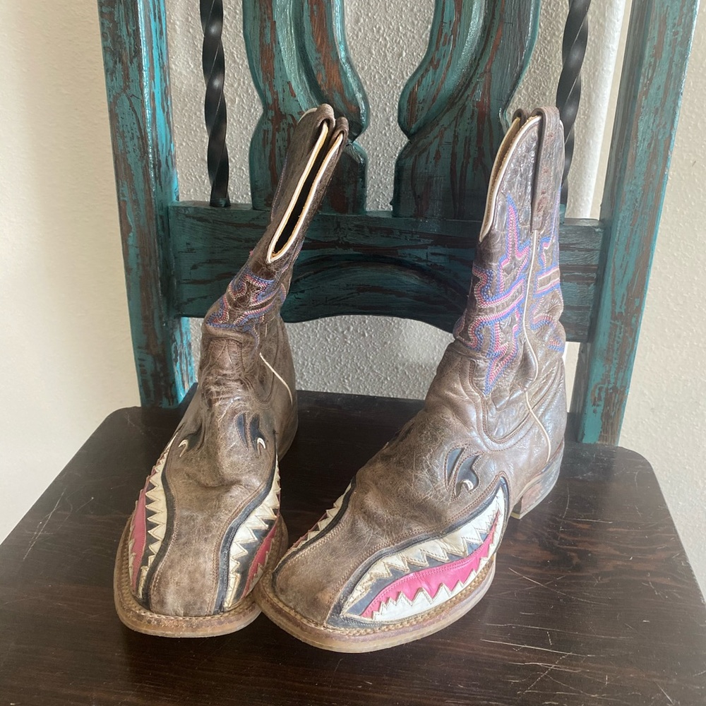 Tin Haul Women’s cowboy boots.